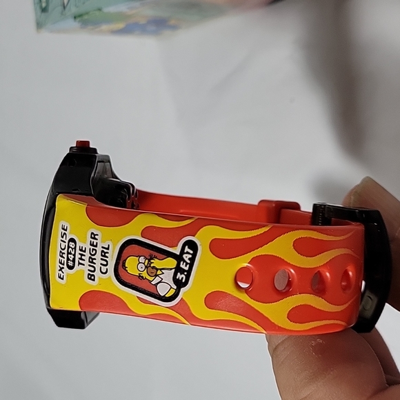 The Simpsons Talking Watch  -- ITEM #573 - Picture 3 of 9